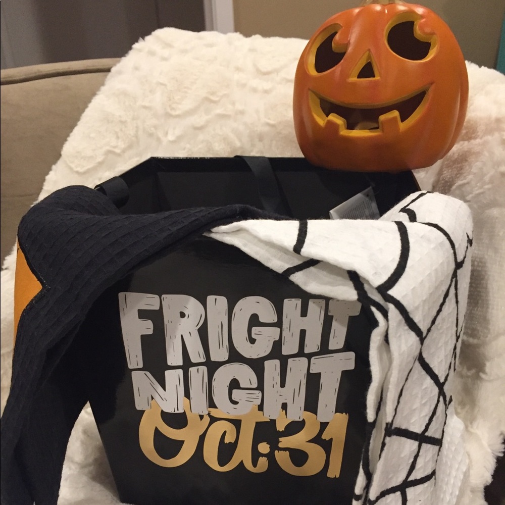 Halloween Goodie Box